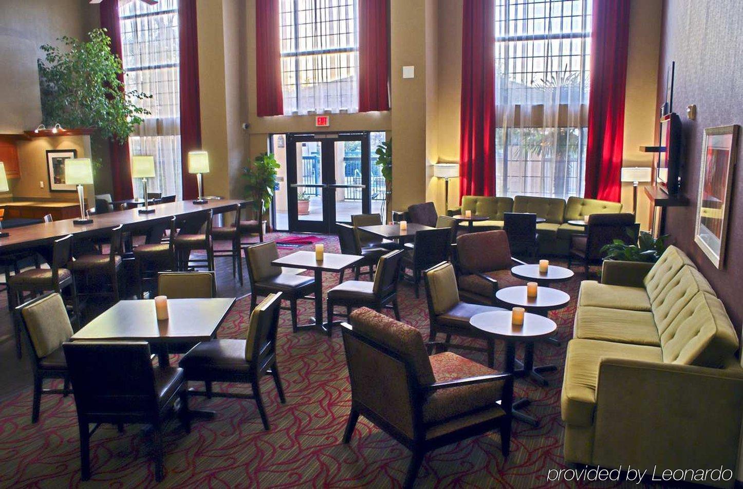 Hampton Inn & Suites Camarillo Restaurace fotografie